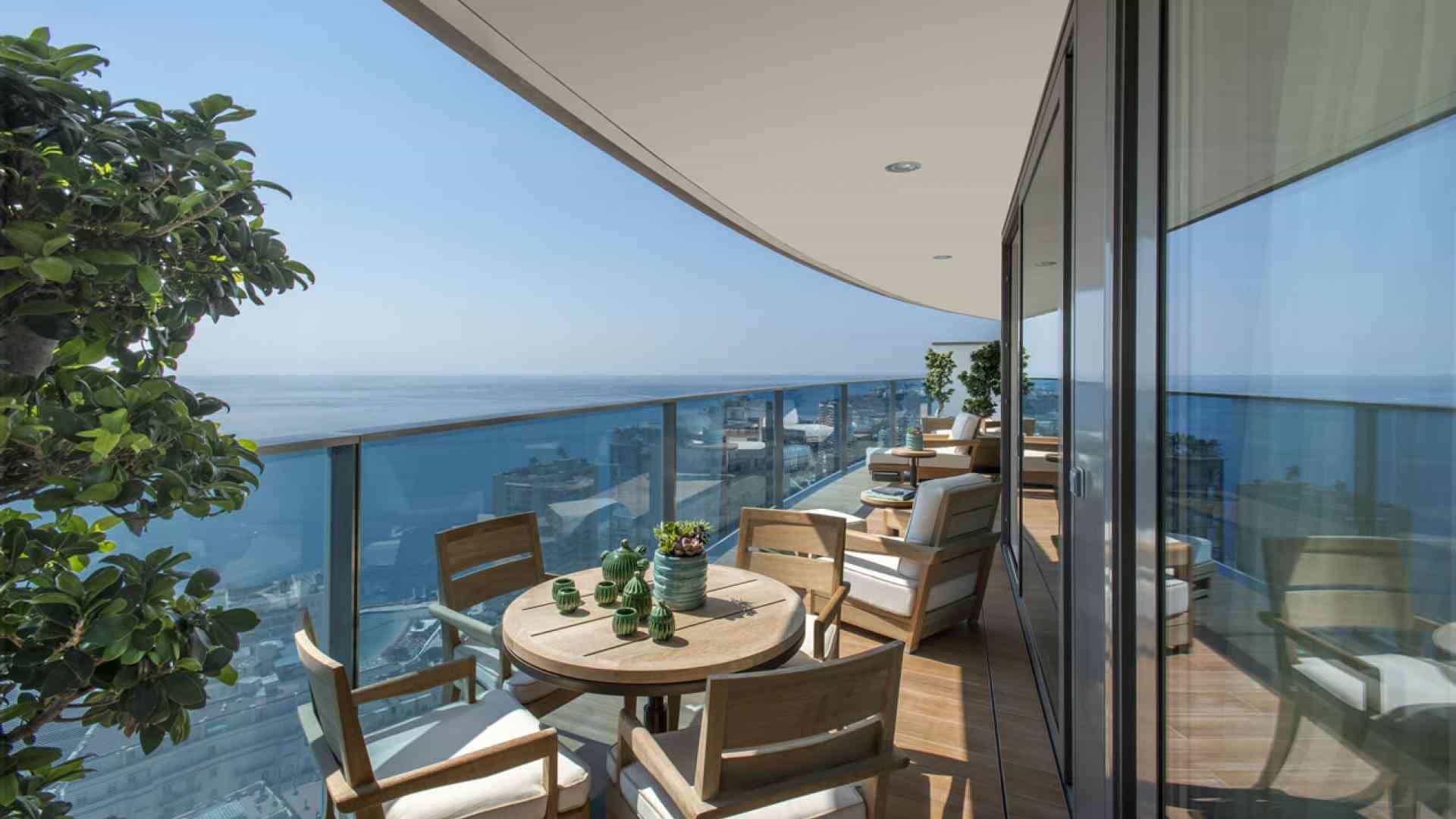 LUXURIOUS_5-ROOM_APARTMENT,_BREATHAKING_VIEW_OVER_MONACO_BAY